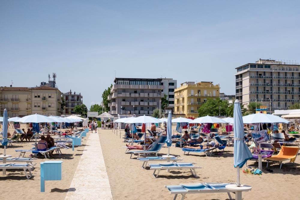 Hotel Giglio Rimini Exterior photo